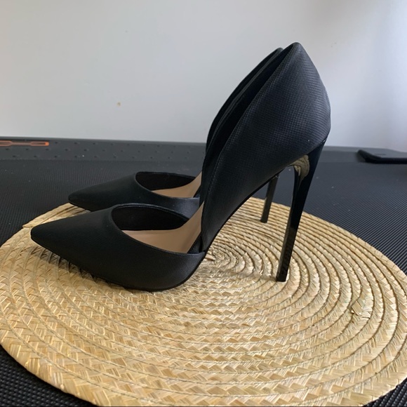 Monika Classy 5’’ Heel Pointy Toe Pumps - Picture 8 of 16